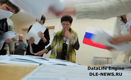 Путин набирает более 60 процентов голосов на выборах президента России