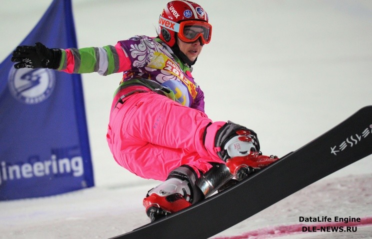 Сноубордистка Тудегешева ожидает интересной борьбы на первом международном старте сезона