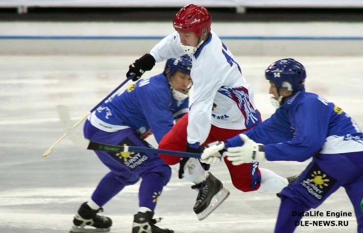 В подмосковном Обухове стартует чемпионат мира по хоккею с мячом среди молодежных команд