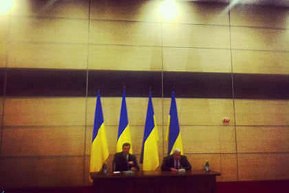 Янукович извинился перед народом Украины