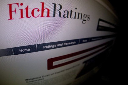 Агентство Fitch понизило прогнозы по рейтингам российских компаний и банков
