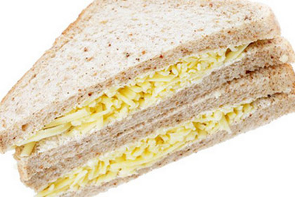 Канадскую девочку отстранили от занятий в детском саду за бутерброд с сыром