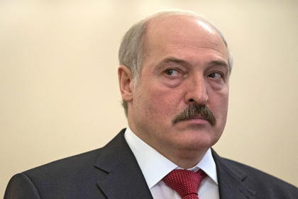Лукашенко назвал причины «развала» Украины