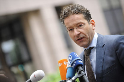 Нидерланды заморозили сотни миллионов евро на счетах украинцев