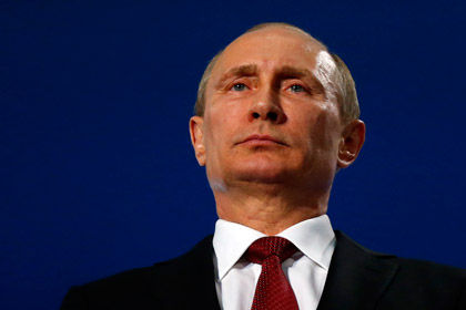 Путин распорядился принять Крым в состав России
