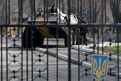 Власти Крыма объявили о наличии 40 танков и 52 самолетов