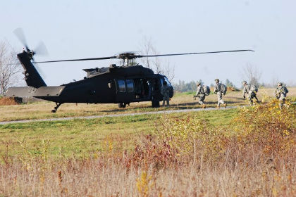 Американцы испытали опционально пилотируемый вертолет Black Hawk