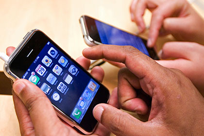 Apple вплотную приступила к созданию для сервиса мобильных платежей