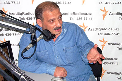 Азербайджанского журналиста арестовали по обвинению в госизмене