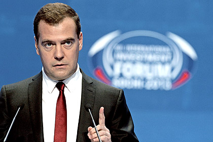 Медведев пообещал «показать зубы» в ВТО в ответ на санкции