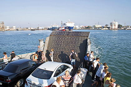 Паромы через Керченский пролив с 1 мая будут только пассажирскими