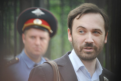 С оппозиционера Пономарева взыщут миллионы в пользу «Сколково»