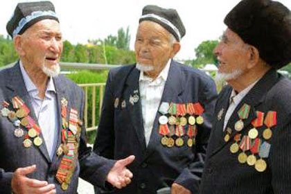 В Узбекистане ветеранам выплатят по 200 долларов ко дню Победы