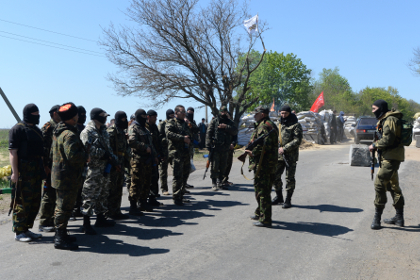 Задержанные в Славянске иностранцы оказались военными инспекторами