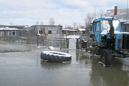 Жителей подтопленных деревень в Томской области эвакуировали вертолетом