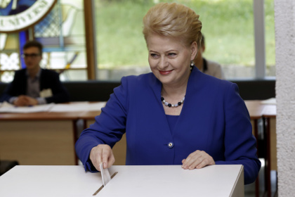 Даля Грибаускайте сохранила пост президента Литвы