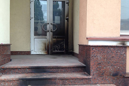 Офис «Русского радио» в Киеве забросали «коктейлями Молотова»