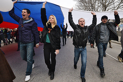Россияне захотели жить в супердержаве или экономически развитой стране