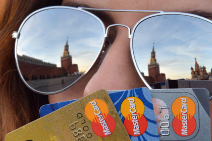 Российские власти смягчили технические требования к Visa и MasterCard