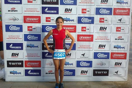 12-летняя девочка собралась пробежать марафоны на всех континентах