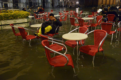 Итальянские отели предложили скидки за непогоду и страховку от дождей
