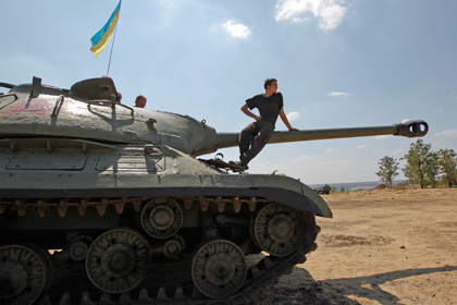 Киев обнародовал данные о потерях силовиков в Донбассе