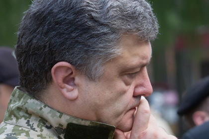Порошенко отреагировал на въезд российской гуманитарной колонны