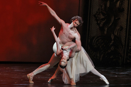 Солистку балета Большого театра признали танцовщицей года