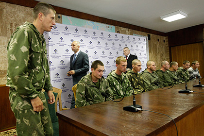 Задержанные на Украине десантники вернулись в Россию
