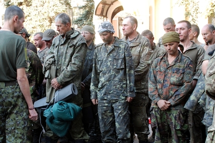 Ополченцы в рамках «минских договоренностей» отпустили первых заложников