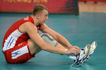 Российского волейболиста накажут за плевок в польского болельщика