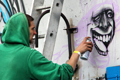 В Петербурге открылась первая легальная стена для граффити