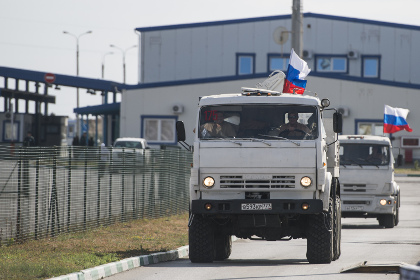 Все доставившие гуманитарную помощь в Луганск грузовики вернулись в Россию