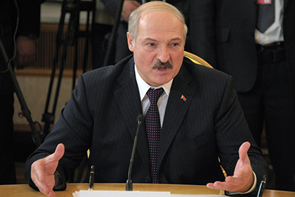 Лукашенко выразил готовность послать миротворцев на Украину