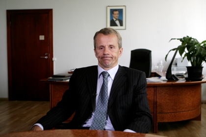 Оскорбивший русскоязычного коллегу эстонский министр ушел в отставку