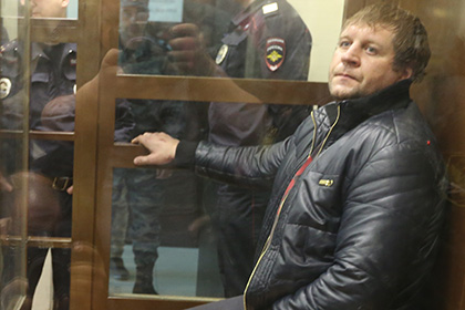 Суд оставил Александра Емельяненко в тюрьме до 9 ноября