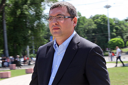 Лидер снятой с выборов молдавской партии вылетел в Россию