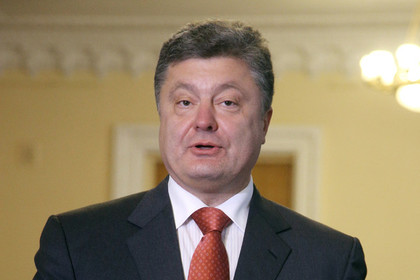 Порошенко предложил полностью обновить правительство Украины