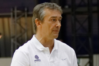 Разыгрывающий клуба НБА уволил главного тренера французской команды