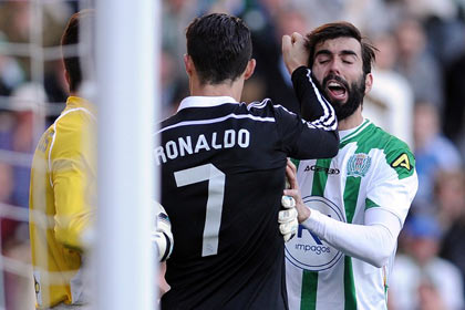 Футболисты «Барселоны» потребовали наказать Роналду