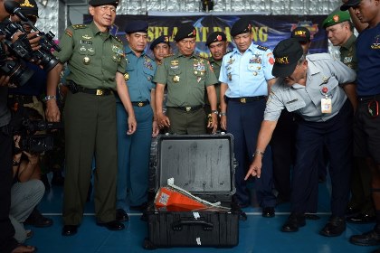 Спасатели опровергли информацию о нахождении второго «черного ящика» Air Asia