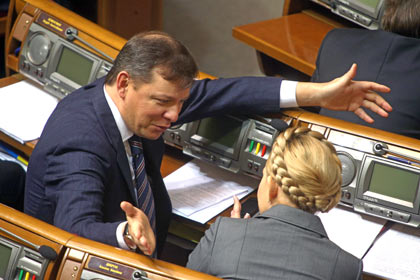 Тимошенко и Ляшко предложили лишить Януковича звания президента