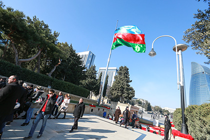 Азербайджанцы предложили присвоить Баку звание Города-Героя