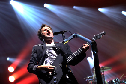 Muse представила первую песню из нового альбома