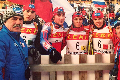 Союз биатлонистов России посчитал приемлемой работу тренера мужской сборной