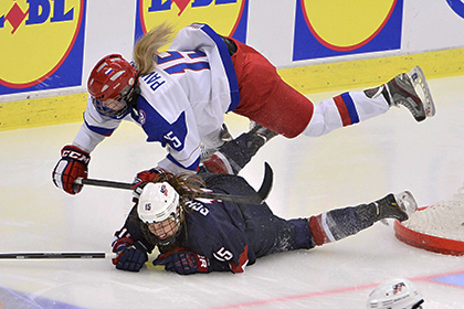 Российские хоккеистки пропустили 13 шайб от американок на чемпионате мира