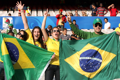 Бразильскому футбольному фанату оторвало руку при взрыве пиротехники