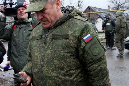 Российские наблюдатели попали под обстрел в Донбассе