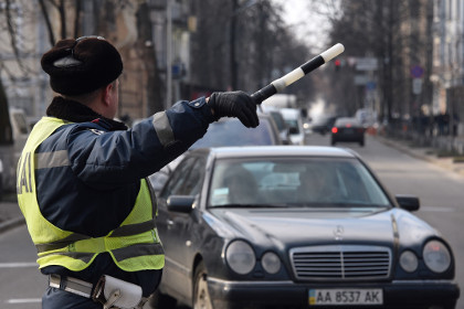 Сотрудников ГАИ в Киеве заменят патрули в форме из США