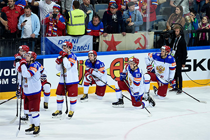 В сборной России объяснили уход хоккеистов перед исполнением гимна Канады